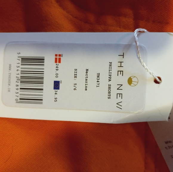 Phillippa Shorts from The New - Picture 5 of 5